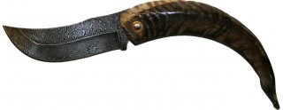 Imposant Couteau de Berger Traditionnel en Corne et Lame Damas